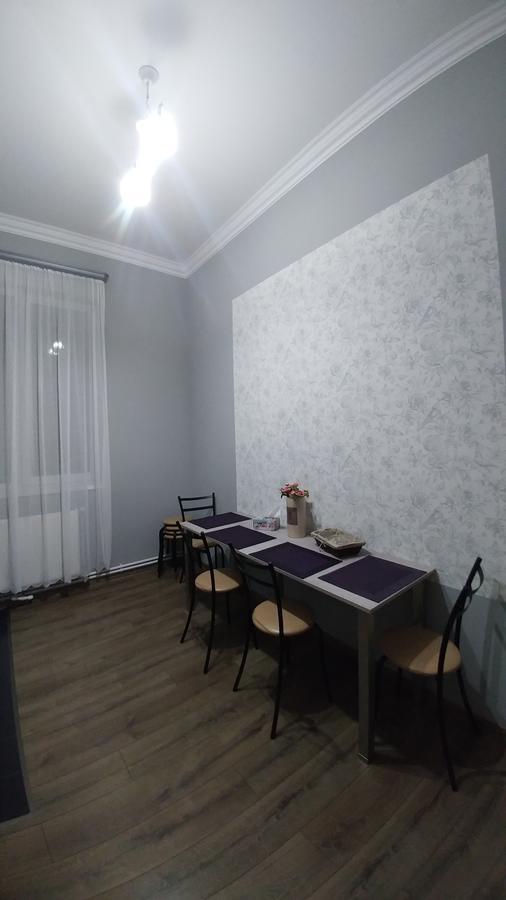 Apartment Freedom Square Тбілісі Екстер'єр фото