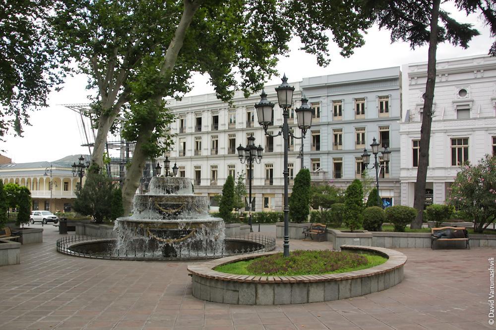 Apartment Freedom Square Тбілісі Екстер'єр фото