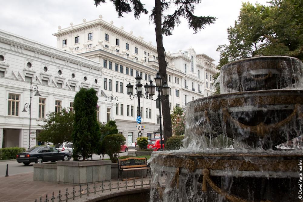 Apartment Freedom Square Тбілісі Екстер'єр фото